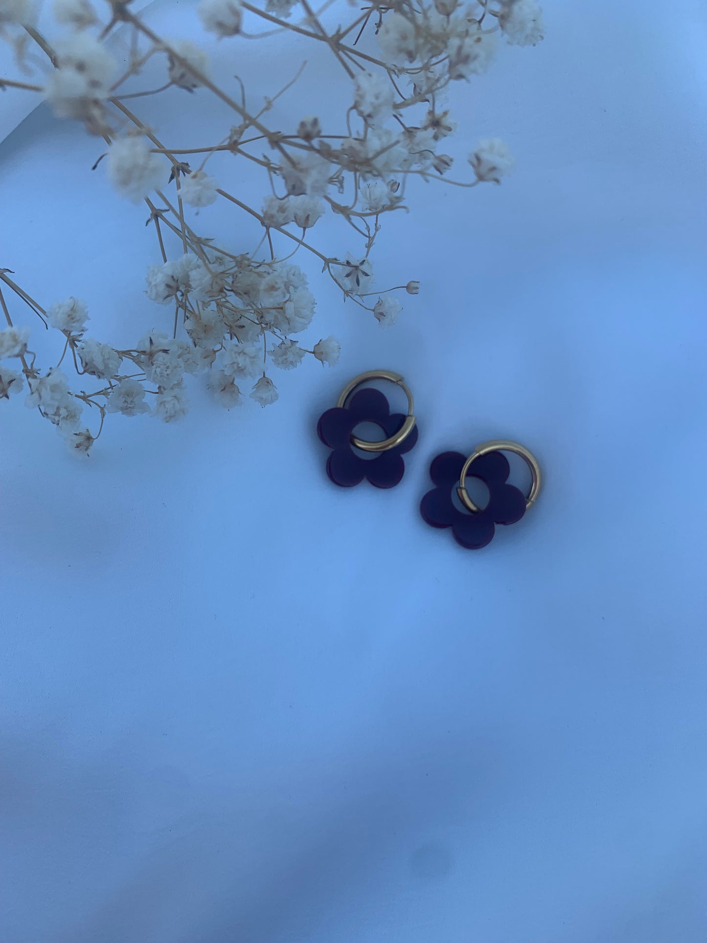 Créoles fleurs prunes
