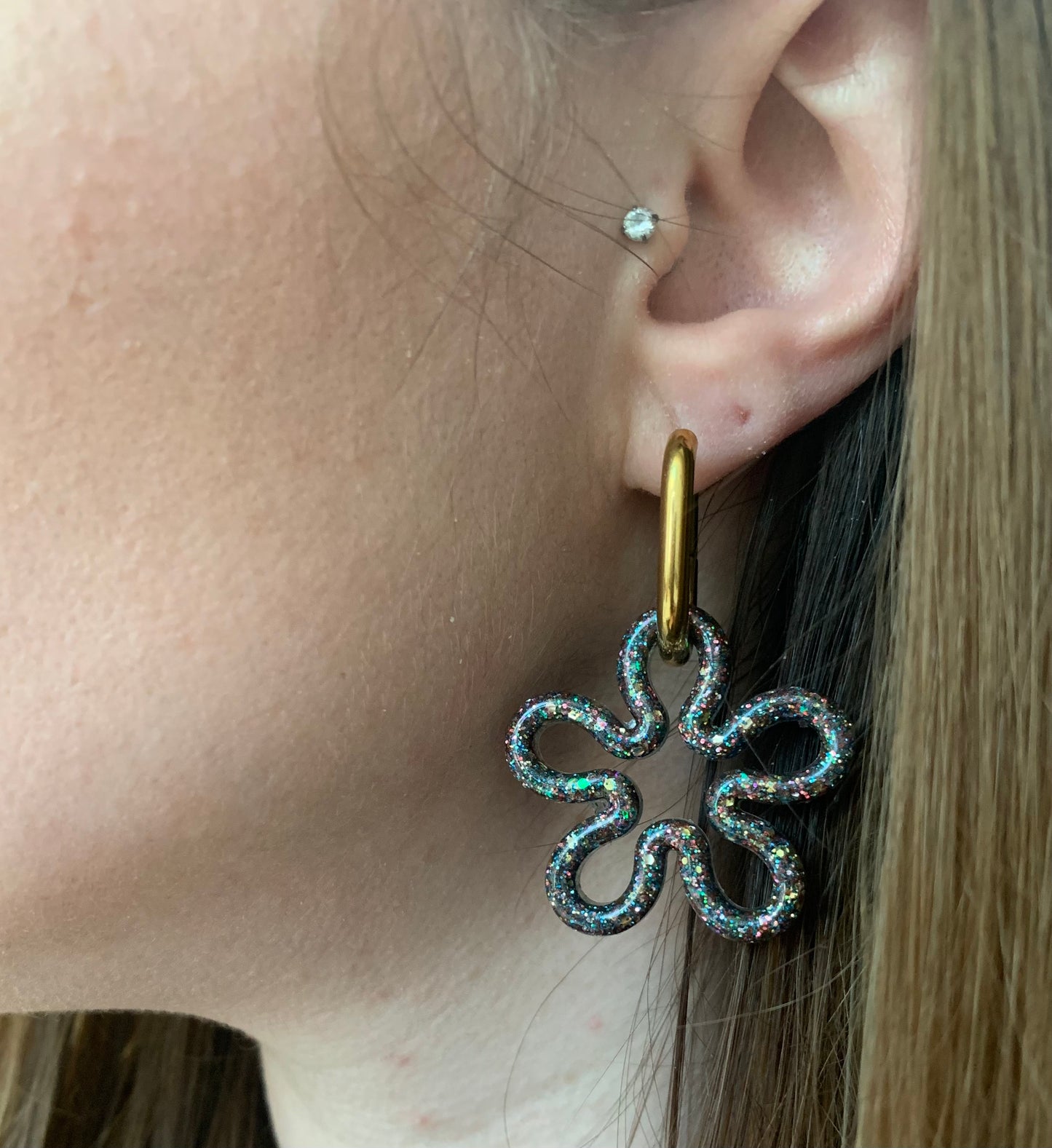 Boucles d'oreilles grandes fleurs ajourées