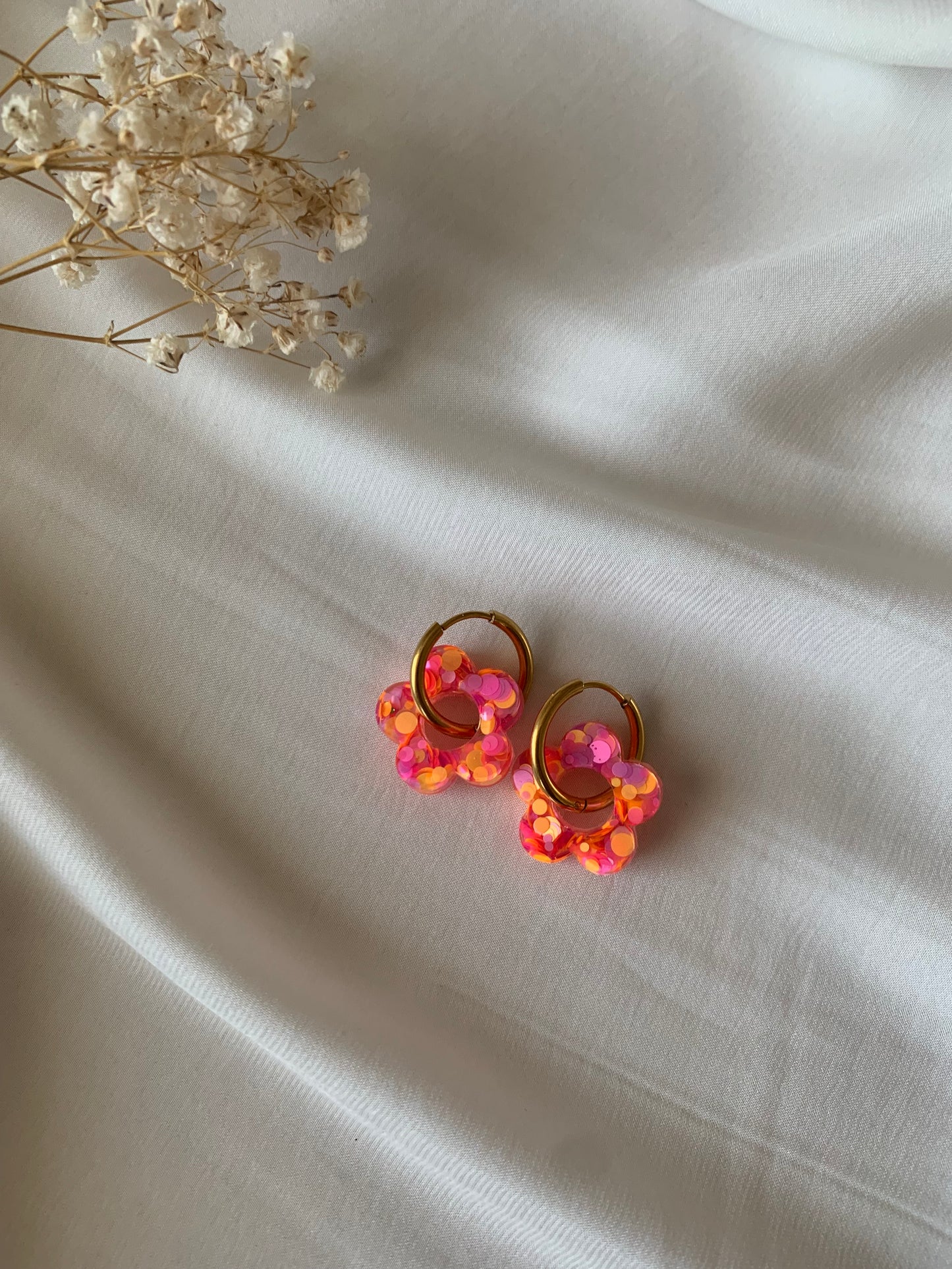 Boucles d'oreilles créoles petites fleurs