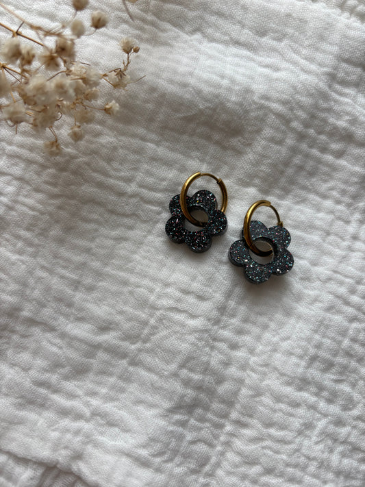 Créoles petites fleurs noires multicolores