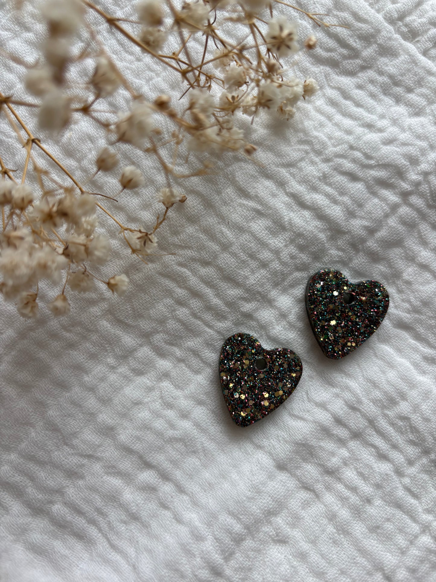 Pampilles pour créoles petits cœurs noires multicolores