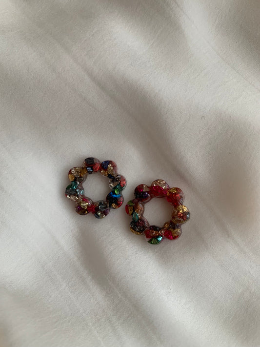 Fleurs pour créoles multicolores