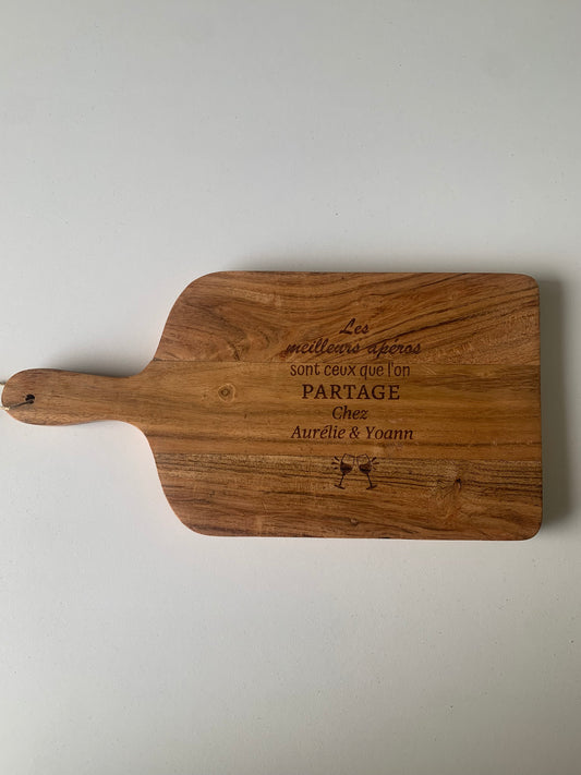 Planche Apéro Personnalisée en Bois