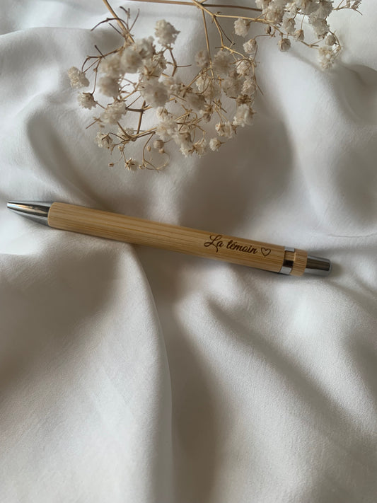 Crayon « La témoin »