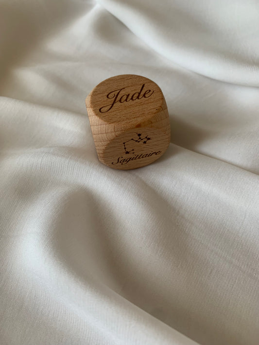Dé en Bois Personnalisé