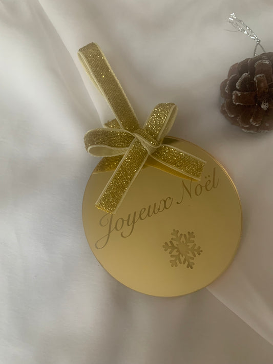 Boule de Noël en acrylique miroir doré