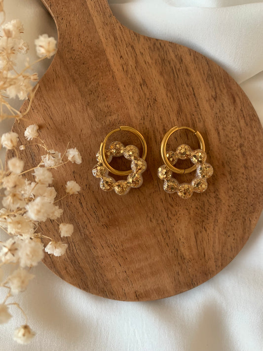 Créoles fleurs dorés